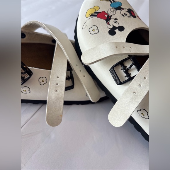 Disney White Clogs Mickey & Minnie Mouse size 6 - Picture 8 of 11